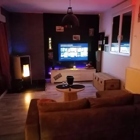 Maison De 2 Avec Jacuzzi Jardin Clos Et Wifi A Hotel Lillers